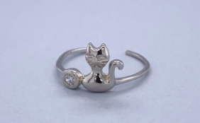 STERLING SILVER 925 CZ SITTING CAT TOE RING - 9MM - 0.87g