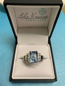 PRE LOVED 18K WG AQUAMARINE & DIA RING